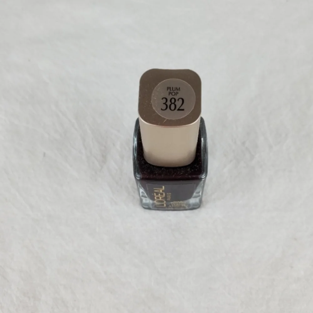 3 FOR $13 🔥L'Oréal Paris pro manicure nail Color 382 plum pop